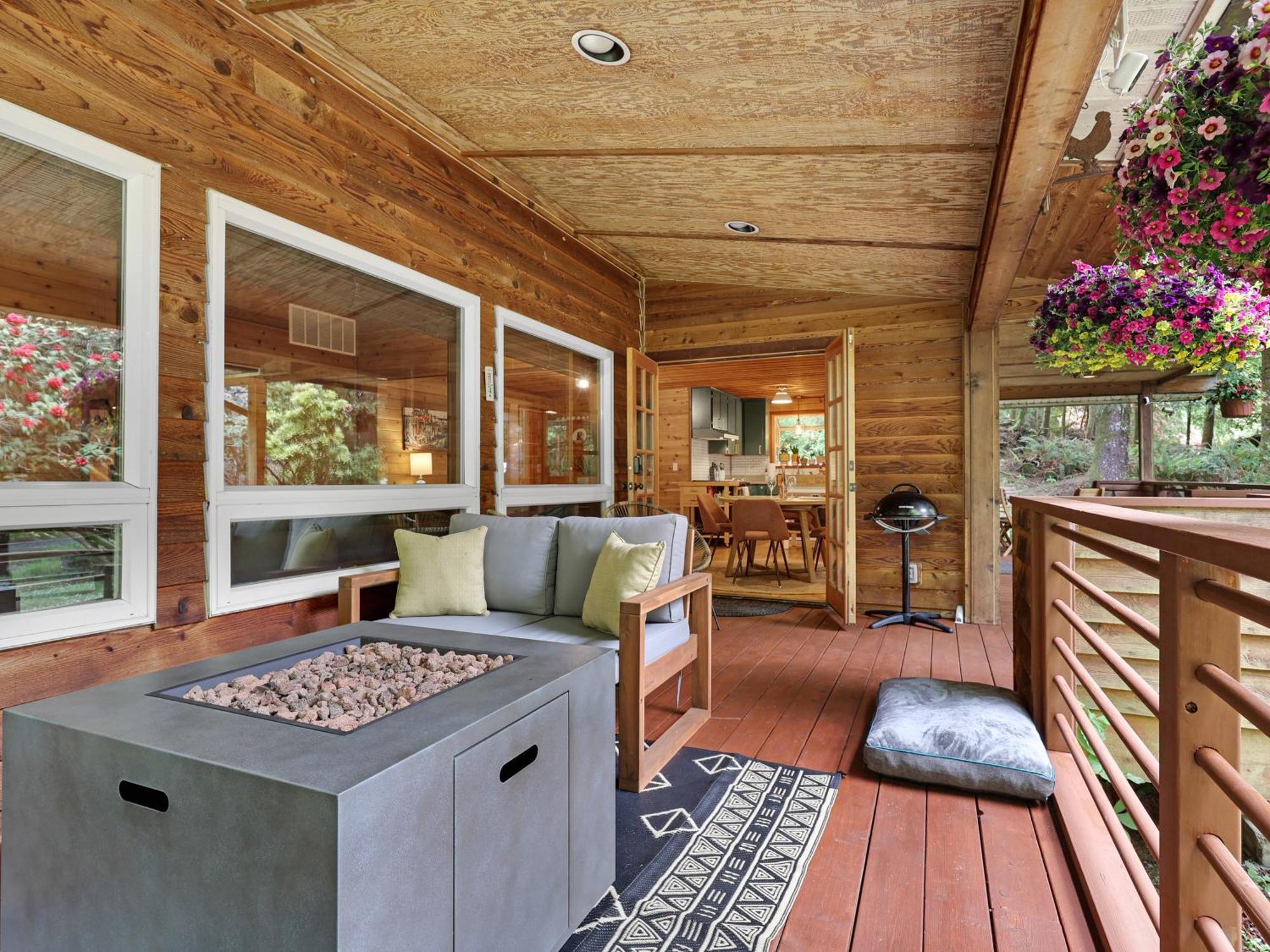 Woods Waves: Luxury Coast Cabin King Beds Pets Тилламук Экстерьер фото