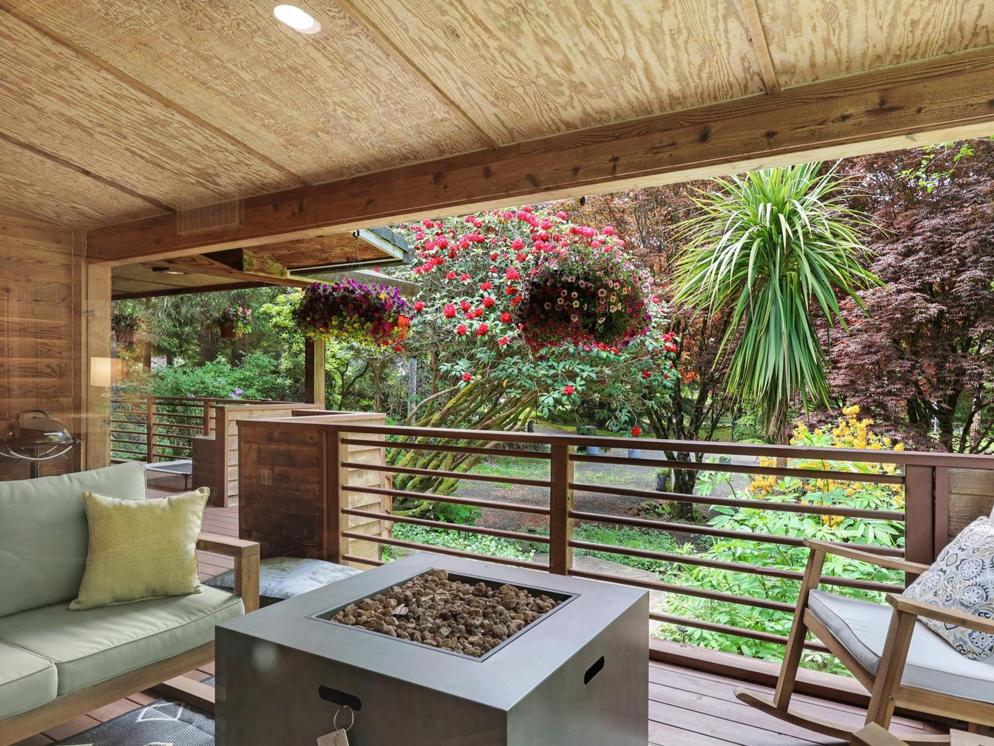 Woods Waves: Luxury Coast Cabin King Beds Pets Тилламук Экстерьер фото
